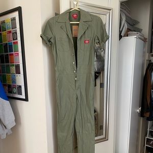 Dickies Girl Juniors’ short sleeve coveralls jumpsuit onesie olive green